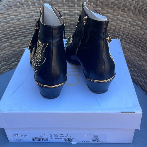 Chloe short boots in black gold - Picture 3 of 9